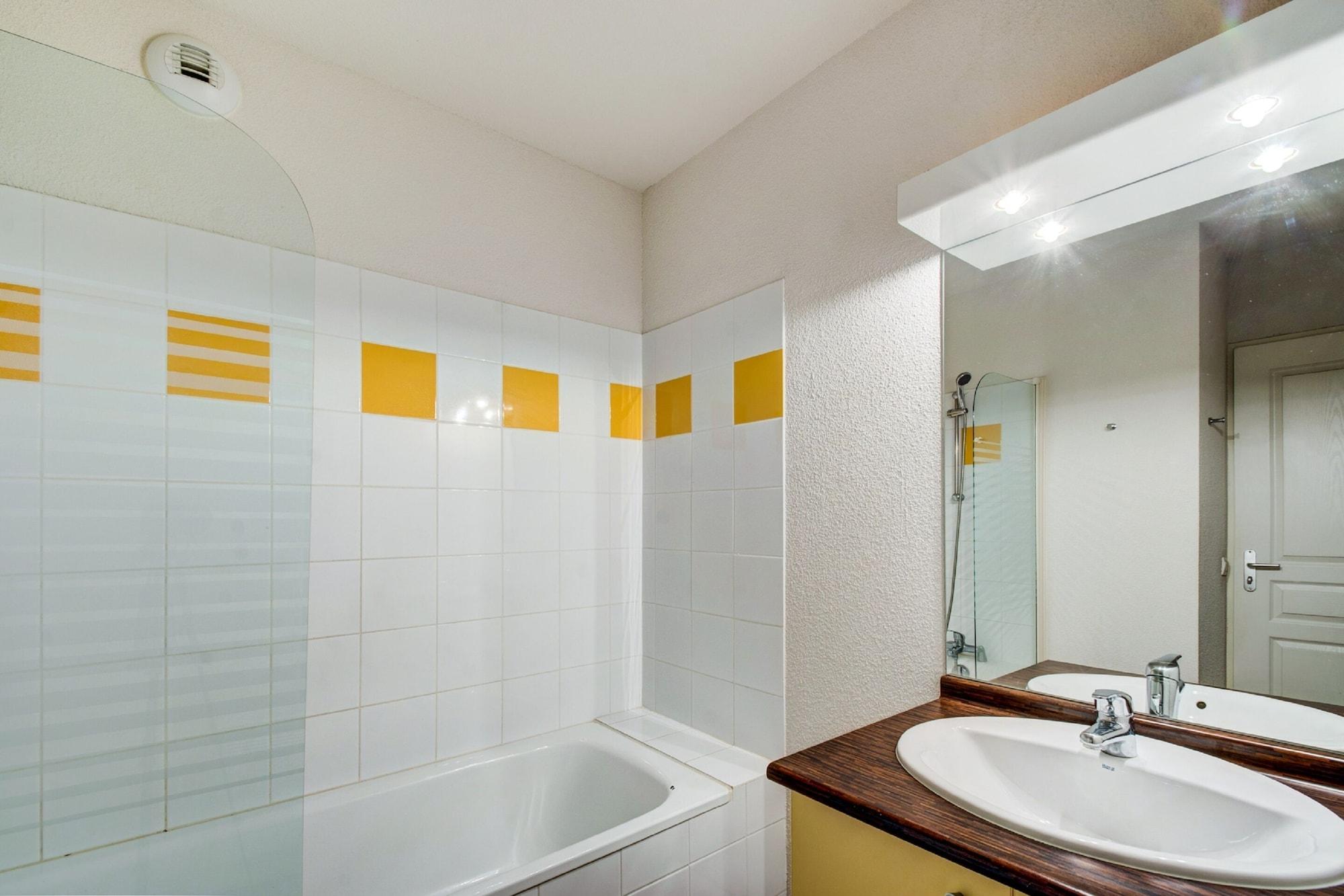 Vacanceole - Residence Illixon Bagneres-de-Luchon ภายนอก รูปภาพ